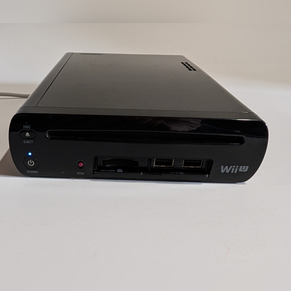Nintendo Wii U Deluxe 32GB Black Console Only For Parts Or Repair WUP-101(02)